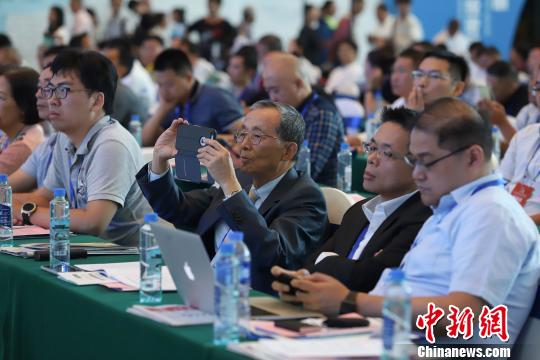 研討會(huì)現(xiàn)場(chǎng)圖?！■暮陚?攝