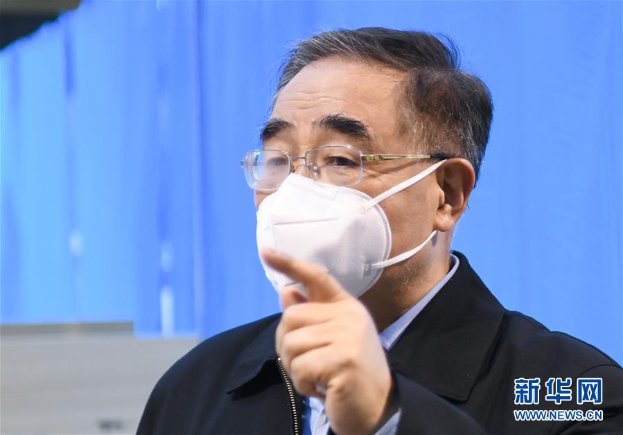（聚焦疫情防控·圖文互動）（7）分秒必爭！一切為了治病救人——中國抗疫生命至上的生動實踐
